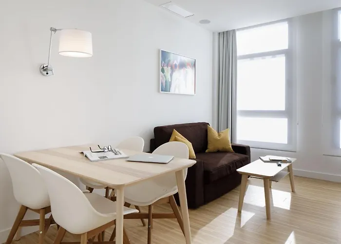 Mush Room ApartamentosHotel Seville